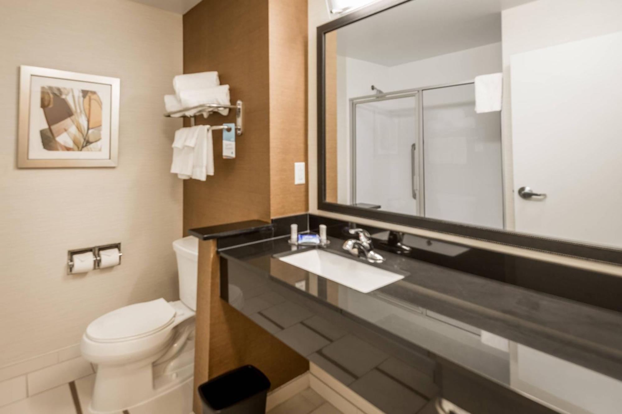 Fairfield Inn & Suites By Marriott Montgomery Airport Hope Hull Bagian luar foto