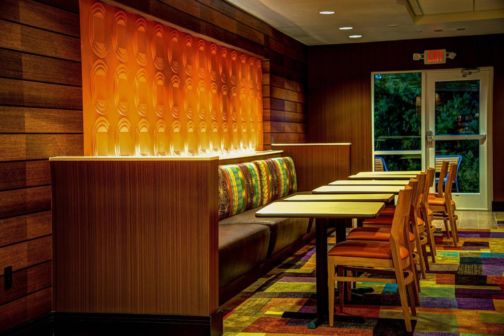 Fairfield Inn & Suites By Marriott Montgomery Airport Hope Hull Restoran foto