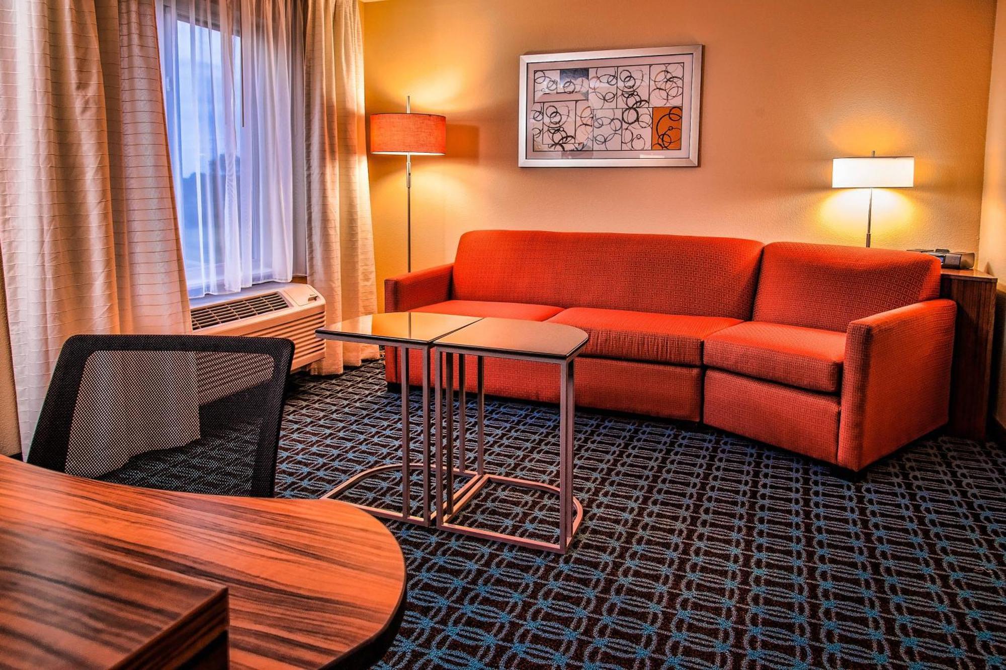 Fairfield Inn & Suites By Marriott Montgomery Airport Hope Hull Bagian luar foto